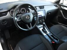 Škoda Octavia 1,6TDi DSG CARPLAY NAVI - 8