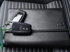 Toyota RAV4 2.5HYB BLACK EDITION 4WD e-CVT - 37