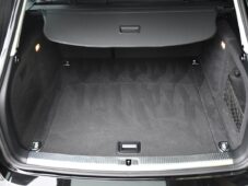 Audi A4 2.0TDi TAŽNÉ 2XKLÍČ P.SENZORY - 32