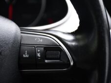 Audi A4 2.0TDi TAŽNÉ 2XKLÍČ P.SENZORY - 23