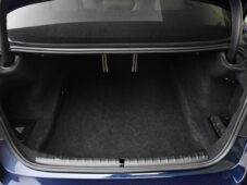 BMW Řada 5 540i xD LUXURY HUD LASER TAŽNÉ - 42