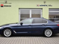 BMW Řada 5 540i xD LUXURY HUD LASER TAŽNÉ - 10