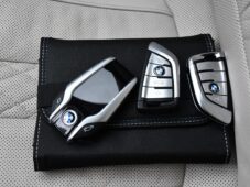 BMW Řada 5 540i xD LUXURY HUD LASER TAŽNÉ - 44