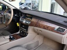 Mercedes-Benz CLS 350 KAMERA H/K - 16