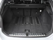 BMW Řada 3 320d xD MSPORT PANO NTOP TAŽNÉ - 40