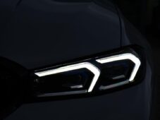 BMW Řada 3 320d xD MSPORT PANO NTOP TAŽNÉ - 44