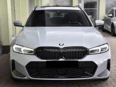 BMW Řada 3 320d xD MSPORT PANO NTOP TAŽNÉ - 8