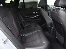 BMW Řada 3 320d xD MSPORT PANO NTOP TAŽNÉ - 21