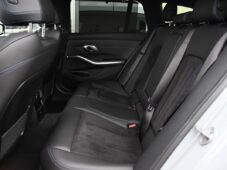 BMW Řada 3 320d xD MSPORT PANO NTOP TAŽNÉ - 18