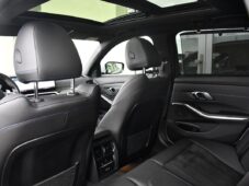 BMW Řada 3 320d xD MSPORT PANO NTOP TAŽNÉ - 19