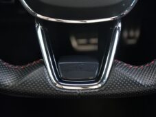 Škoda Kamiq 1.5TSi MONTE CARLO DSG PANO - 38
