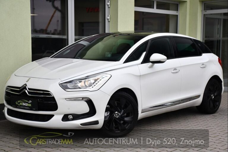 Citroën DS5 2.0HDI PANO HUD - 1