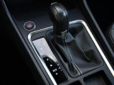 Seat Ateca 2.0TDi DSG ACC NAVI CARPLAY - 24