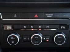 Seat Ateca 2.0TDi DSG ACC NAVI CARPLAY - 25