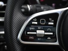 Mercedes-Benz Třídy C 300de HUD VZDUCH KERAMIKA PANO - 25