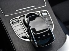 Mercedes-Benz Třídy C 300de HUD VZDUCH KERAMIKA PANO - 27