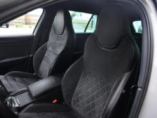 Škoda Superb 2.0TDi SPORTLINE ACC TAŽNÉ 1M - 10