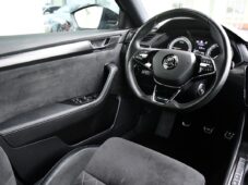 Škoda Superb 2.0TDi SPORTLINE ACC TAŽNÉ 1M - 21