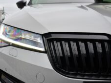 Škoda Superb 2.0TDi SPORTLINE ACC TAŽNÉ 1M - 53