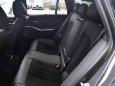 BMW Řada 3 320d xD MSPORT PANO NTOP 1M ČR - 18