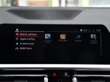 BMW Řada 3 320d xDrive M-SPORT TAŽNÉ ČR 1 - 35