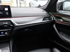 BMW Řada 5 530d xD M-SPORT LASER 2xPNEU - 8