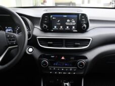 Hyundai Tucson 1.6 CRDi ICEBREAKER TAŽNÉ ČR - 6