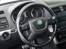 Škoda Yeti 2.0TDi DSG 4X4 TAŽNÉ PANO ČR - 15
