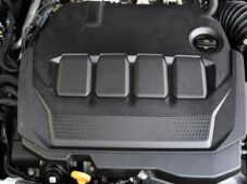 Škoda Superb 2.0TDi STYLE DSG ACC ČR - 40