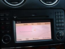 Mercedes-Benz GL 350BT 4M PANO 7míst - 32