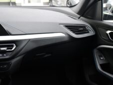 BMW Řada 2 218d M-SPORT ČR 1M - 7