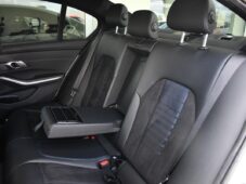 BMW Řada 3 320d xD M-SPORT ČR - 20
