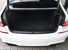 BMW Řada 3 320d xD M-SPORT ČR - 38