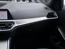 BMW Řada 3 320d xD M-SPORT ČR - 7