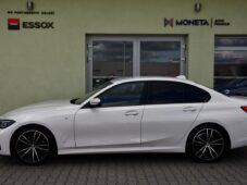 BMW Řada 3 320d xD M-SPORT ČR - 10