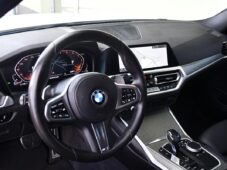 BMW Řada 3 320d xD M-SPORT ČR - 14