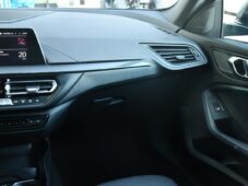 BMW Řada 2 218d M-SPORT HUD 1M ČR - 7