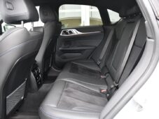 BMW Řada 4 420xD M-SPORT TAŽNÉ ČR 1.MAJ - 12