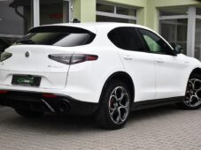 Alfa Romeo Stelvio VELOCE Q4 1M ZÁRUKA - 3