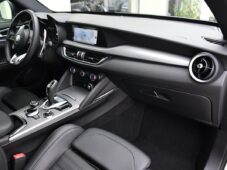 Alfa Romeo Stelvio VELOCE Q4 1M ZÁRUKA - 17