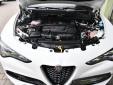 Alfa Romeo Stelvio VELOCE Q4 1M ZÁRUKA - 34