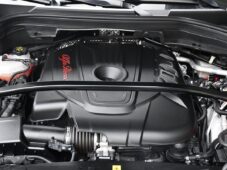 Alfa Romeo Stelvio VELOCE Q4 1M ZÁRUKA - 36