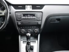 Škoda Octavia 1,6TDi DSG - 7