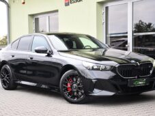 BMW i5 xDrive40 MSPORT B&W HUD TAŽNÉ - 1