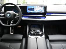 BMW i5 xDrive40 MSPORT B&W HUD TAŽNÉ - 4
