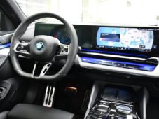 BMW i5 xDrive40 MSPORT B&W HUD TAŽNÉ - 5