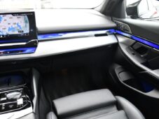 BMW i5 xDrive40 MSPORT B&W HUD TAŽNÉ - 6