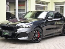BMW i5 xDrive40 MSPORT B&W HUD TAŽNÉ - 0