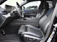 BMW i5 xDrive40 MSPORT B&W HUD TAŽNÉ - 15