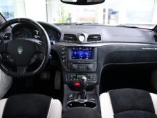 Maserati GranTurismo SPORT 4.7 V8 MC CARBON ČR - 4